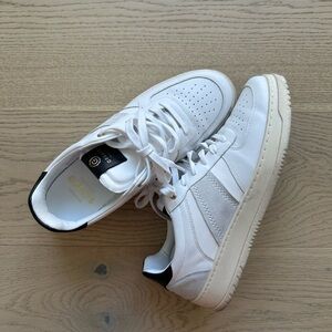 Men’s sneakers